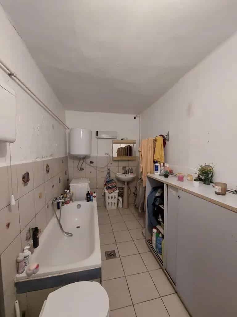 Ház Kiadó , Dunaújvárosi járás, Dunántúl