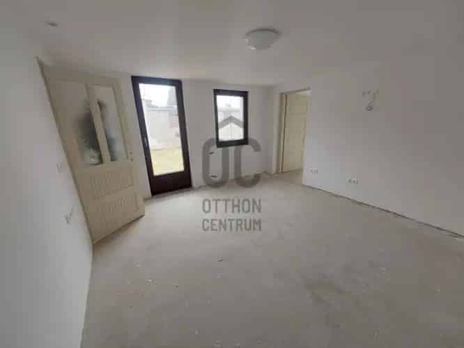 Kéthelyi eladó családi ház, H497128