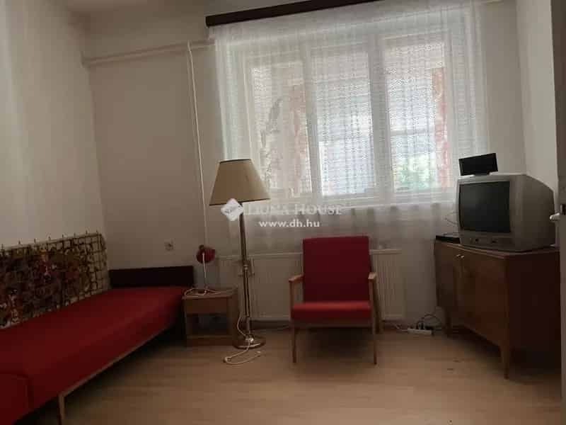 Ház Kiadó , Budapest, Közép-Magyarország