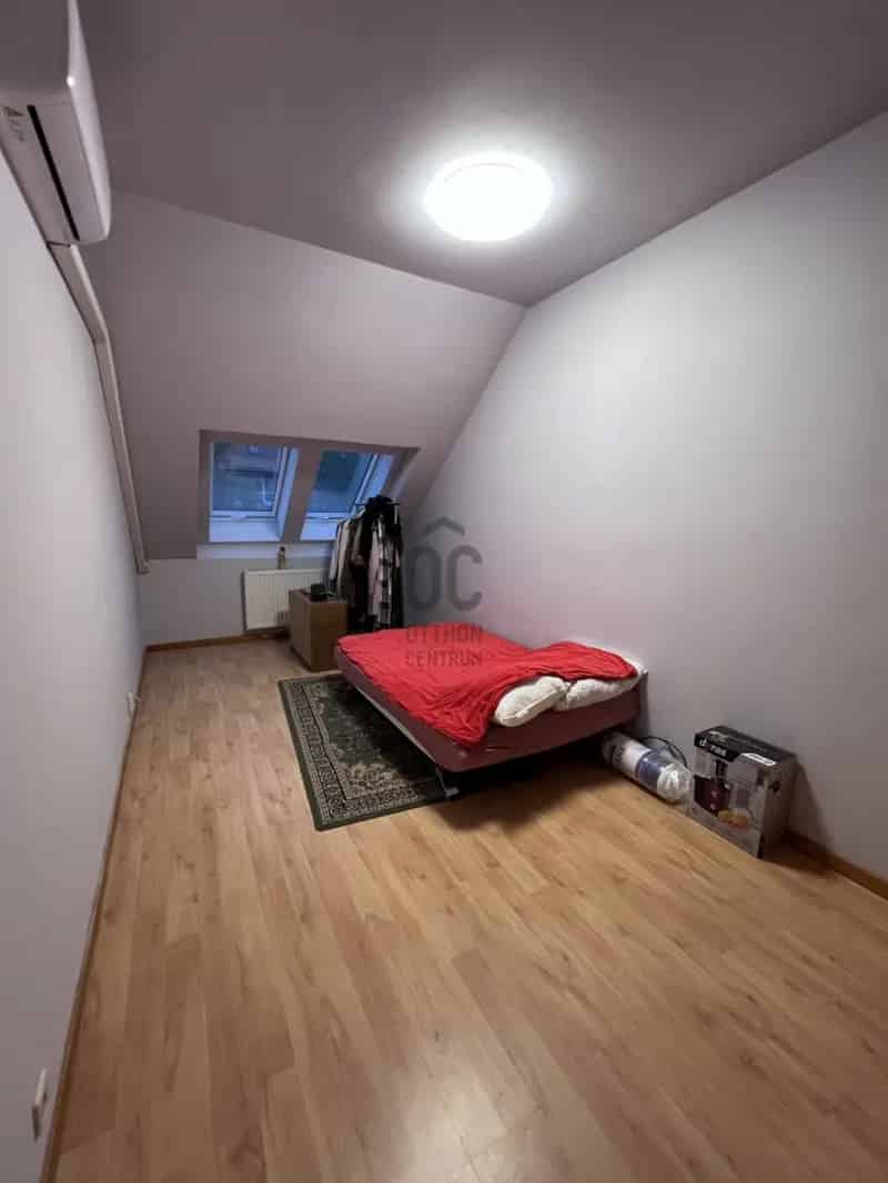 Lakás Kiadó , Budapest, Közép-Magyarország