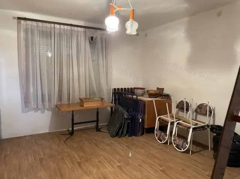 Telek Kiadó , Szolnoki járás, Alföld és Észak