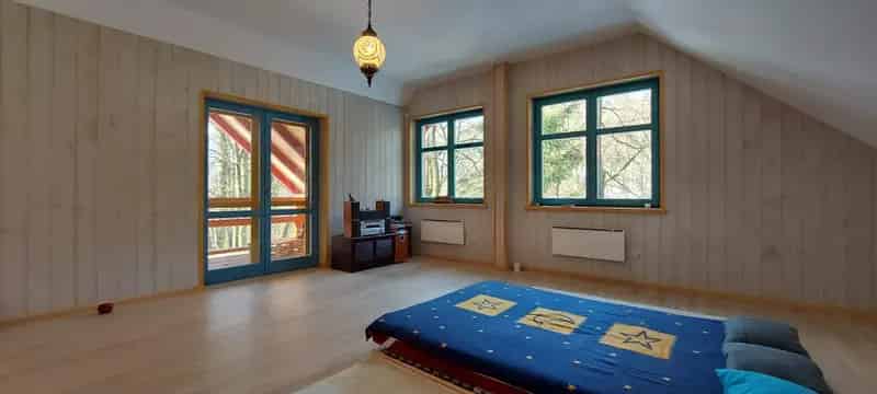 Ház Kiadó , Kismaros, Közép-Magyarország