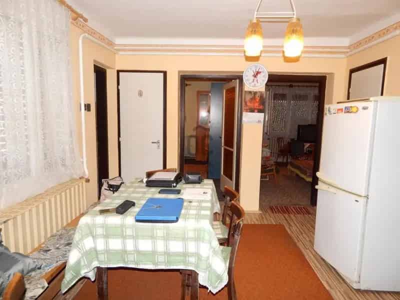 Ház Kiadó , Zalaegerszegi járás, Dunántúl