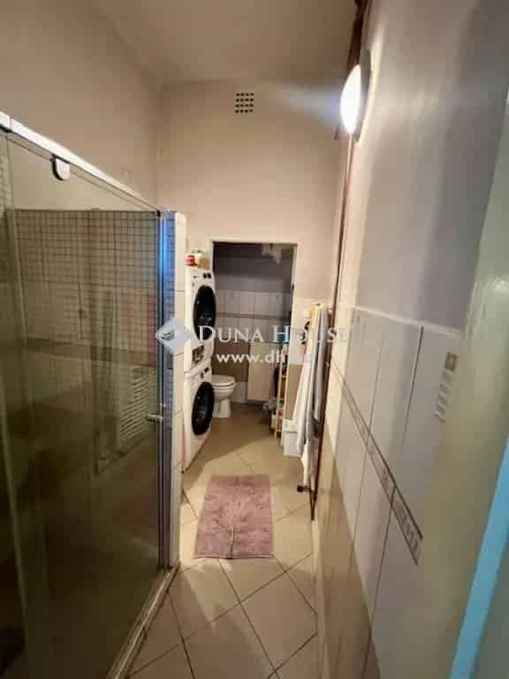 Lakás Eladó , 17-19, Rottenbiller utca, Budapest, Közép-Magyarország