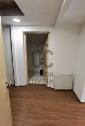Budapest VIII. kerületi kiadó kereskedelmi ingatlan, UZ015511