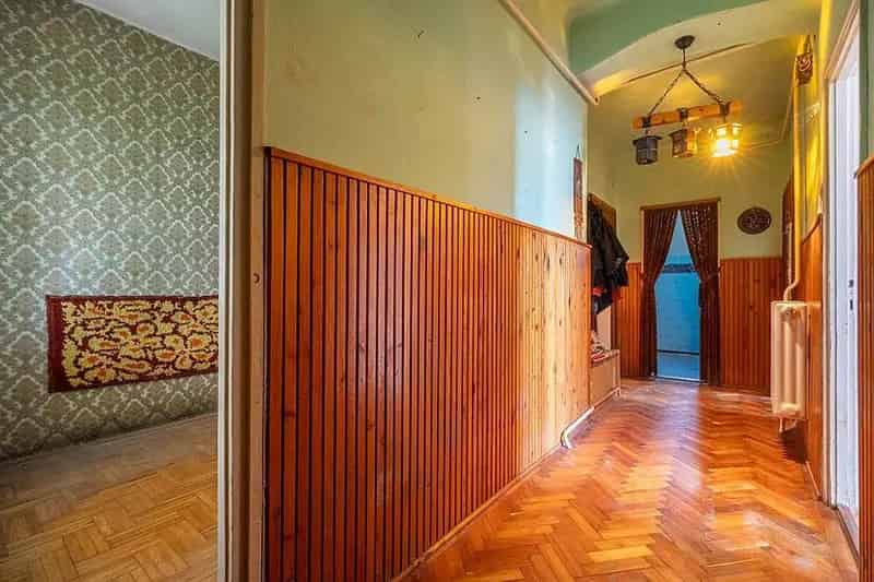 Ház Kiadó , Budapest, Közép-Magyarország