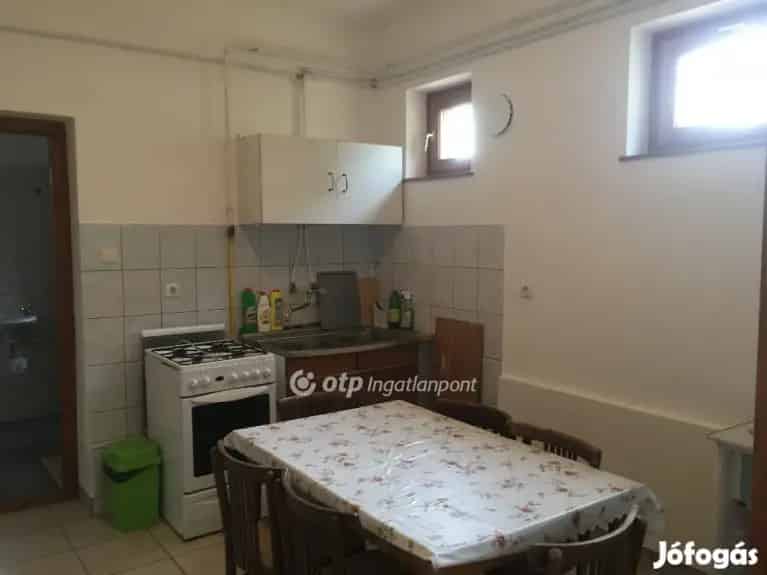 Karcag Ipari Ingatlan Eladó vagy Kiadó 110nm