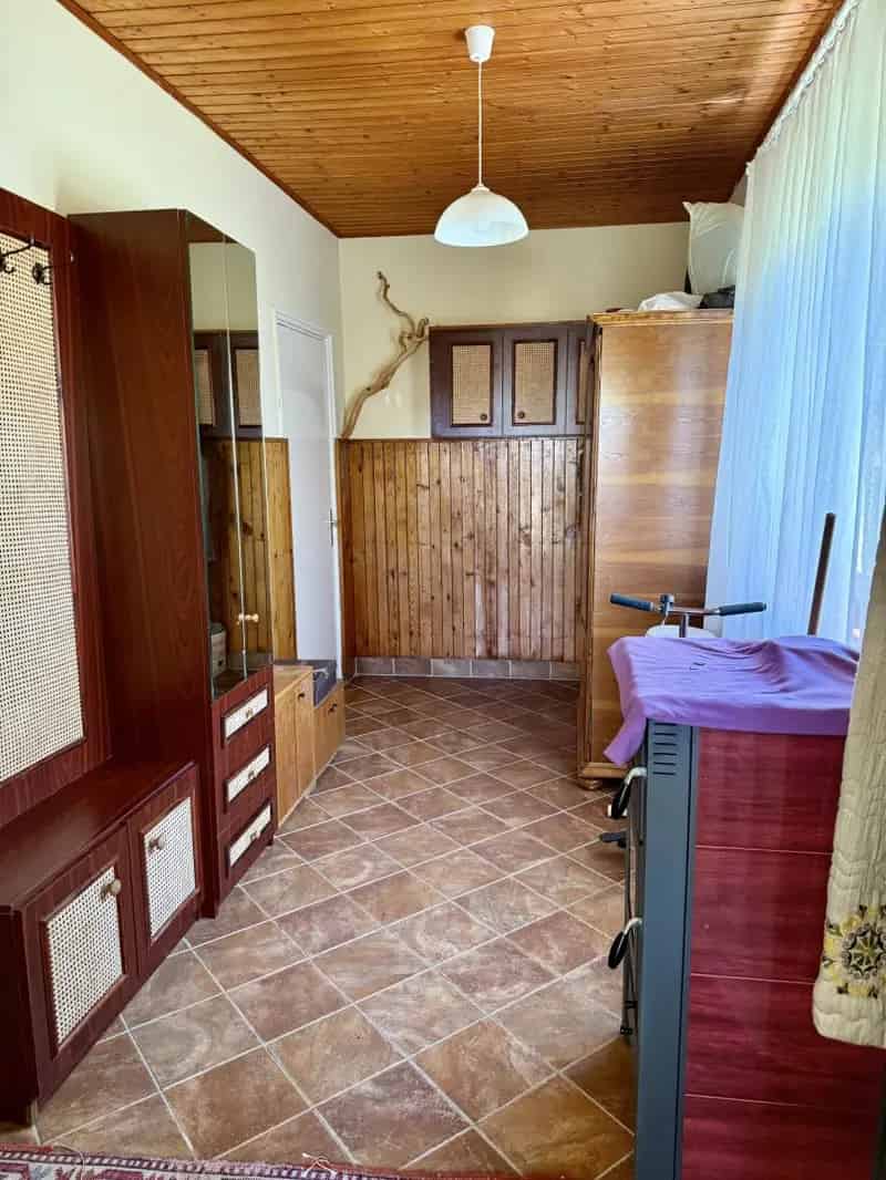 Ház Kiadó , Budakeszi járás, Közép-Magyarország