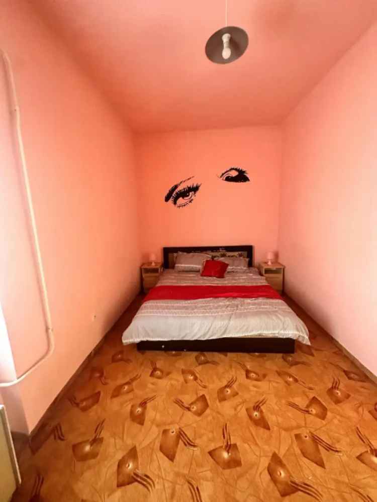 Lakás Kiadó , Béke tér, Székesfehérvár, Dunántúl