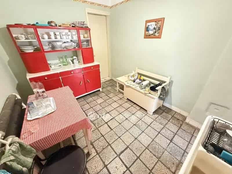 Ház Kiadó , Tiszakécskei járás, Alföld és Észak