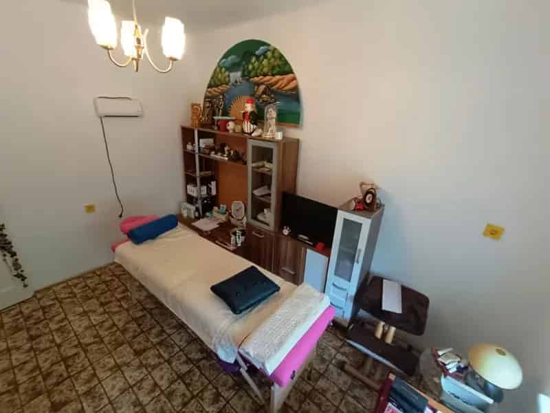 Ház Kiadó , Dombóvári járás, Dunántúl