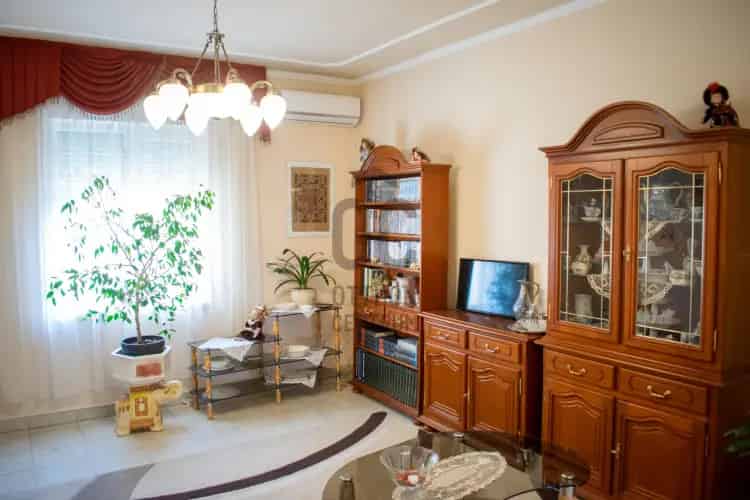 Nyíregyházai eladó kereskedelmi ingatlan, H469463
