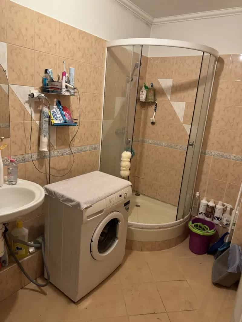 Ház Kiadó , Budapest, Közép-Magyarország