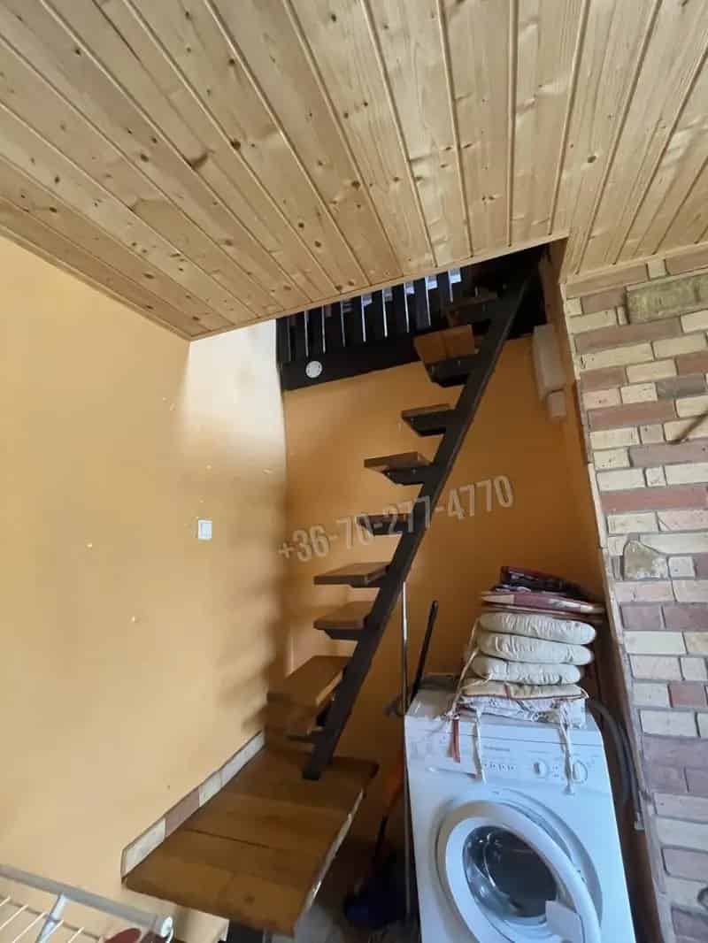 Ház Kiadó , Oroszlányi járás, Dunántúl