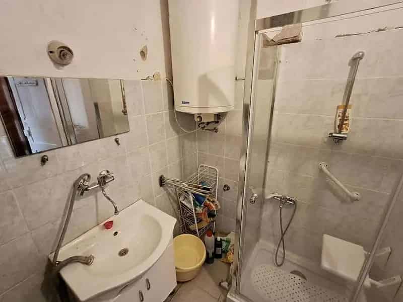 Ház Kiadó , Budapest, Közép-Magyarország
