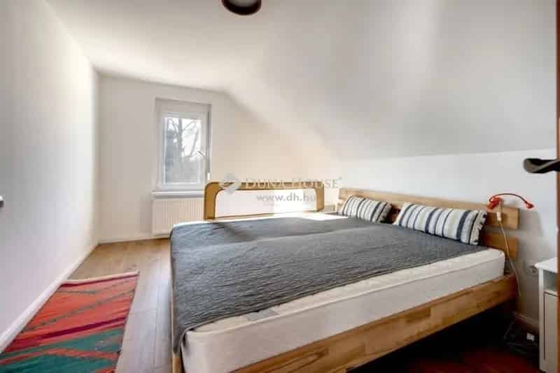 Ház Kiadó , Budakeszi járás, Közép-Magyarország