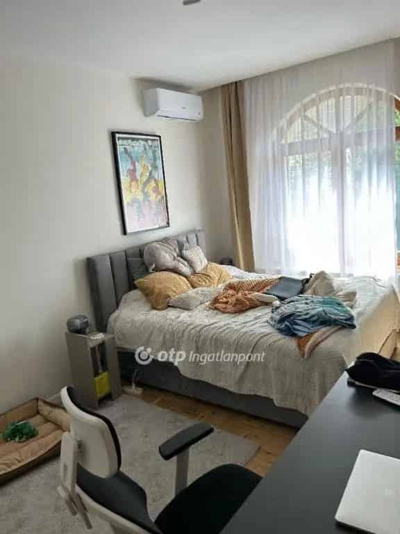 Hidegkút századfordulós villa eladó - 135nm, 4 szoba, medence