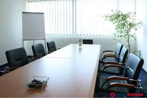 Bázis Office Center