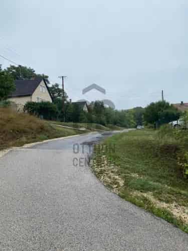 Únyi Építési Telek Eladó - 600 m² - Lke-1