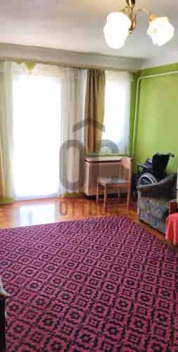 Szolnoki eladó családi ház, H505308