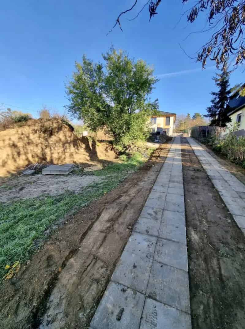 Telek Kiadó , Budapest, Közép-Magyarország