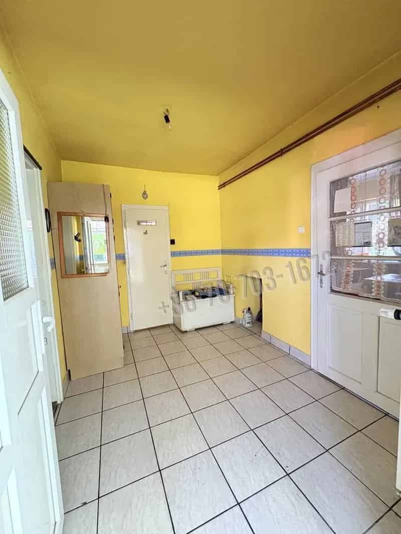 Ház Kiadó , Dunakeszi járás, Közép-Magyarország