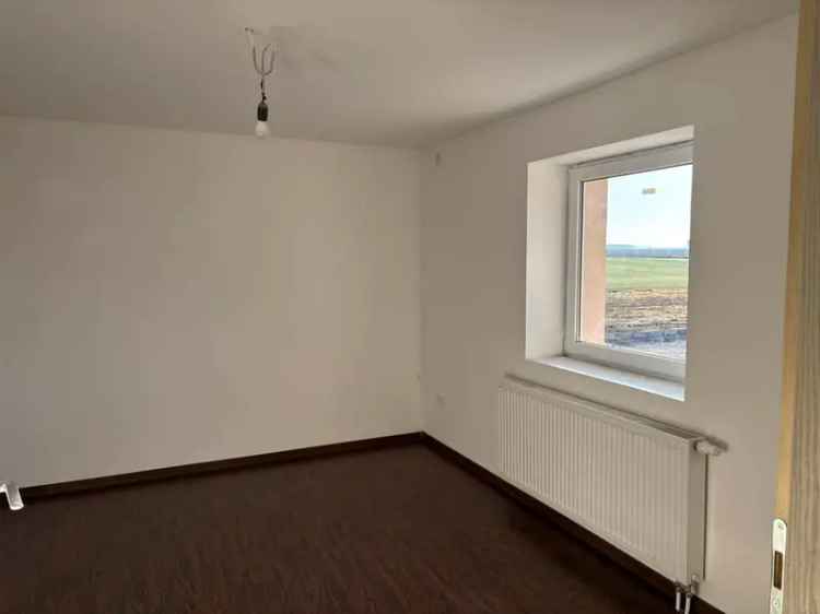 Ház Kiadó , Dunaújvárosi járás, Dunántúl