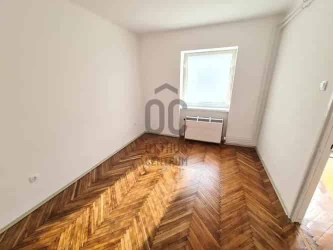 Ajkai eladó ikerház, H486657