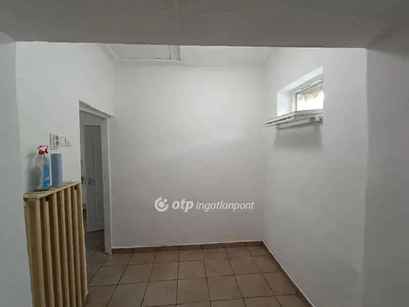 Ház Kiadó , Monori járás, Közép-Magyarország
