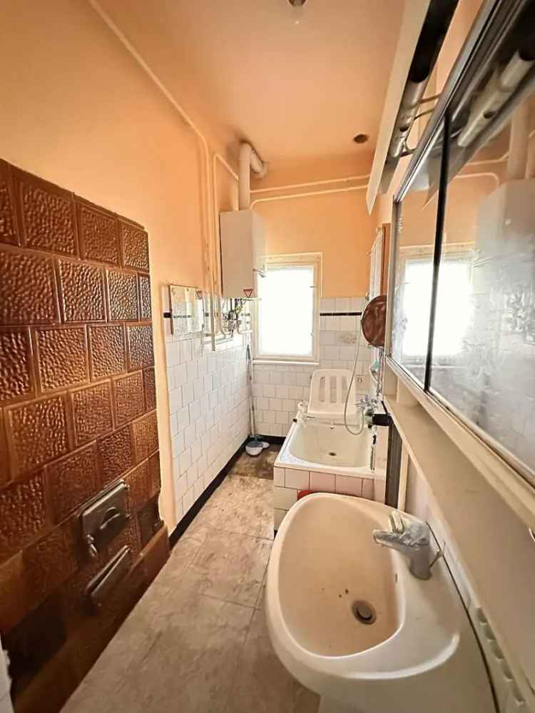 Ház Kiadó , Budapest, Közép-Magyarország