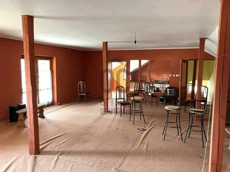 Üzleti célú Kiadó , Móri járás, Dunántúl