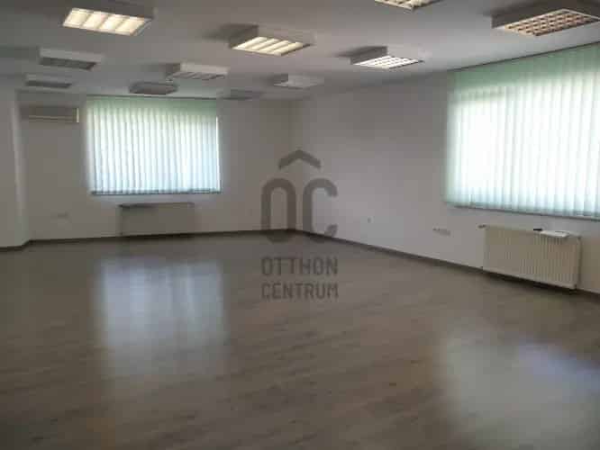 Budakeszii kiadó kereskedelmi ingatlan, UZ014881