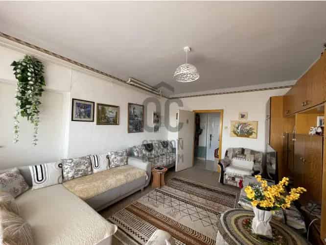 Nyergesújfalui eladó panel lakás, DLK097492