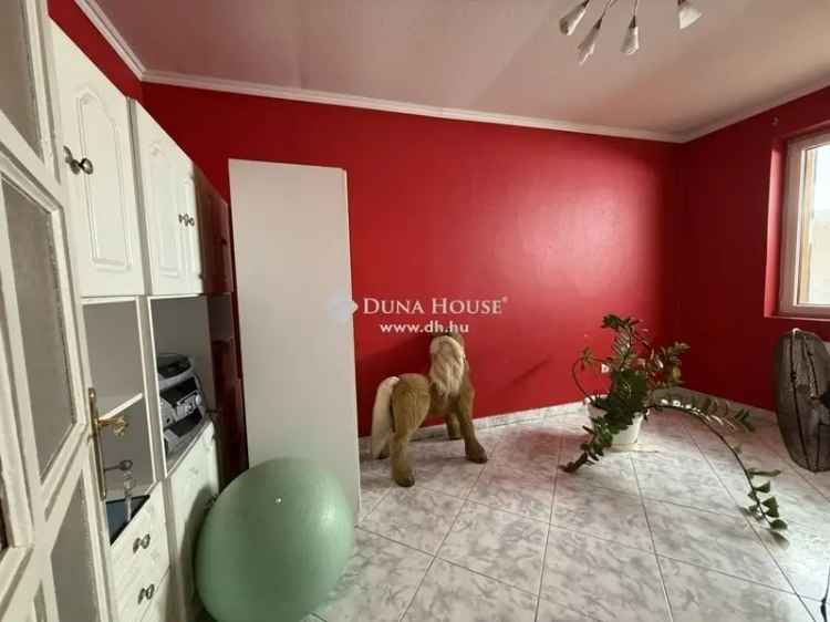 Ház Kiadó , Érdi járás, Közép-Magyarország