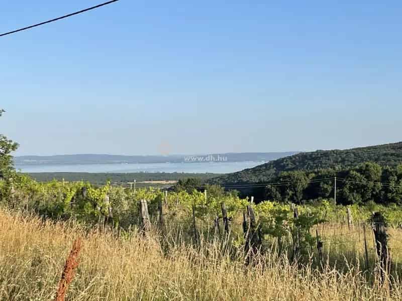 Telek Eladó , Balatoncsicsó, Dunántúl