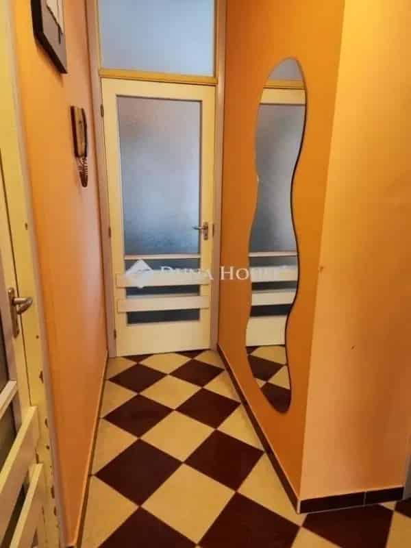 Lakás Kiadó , 9, Bajcsy-Zsilinszky utca, Pécs, Dunántúl