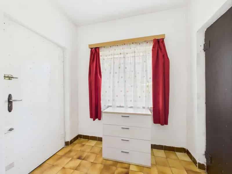 Ház Kiadó , 14/4, Koksz utca, Pécs, Dunántúl