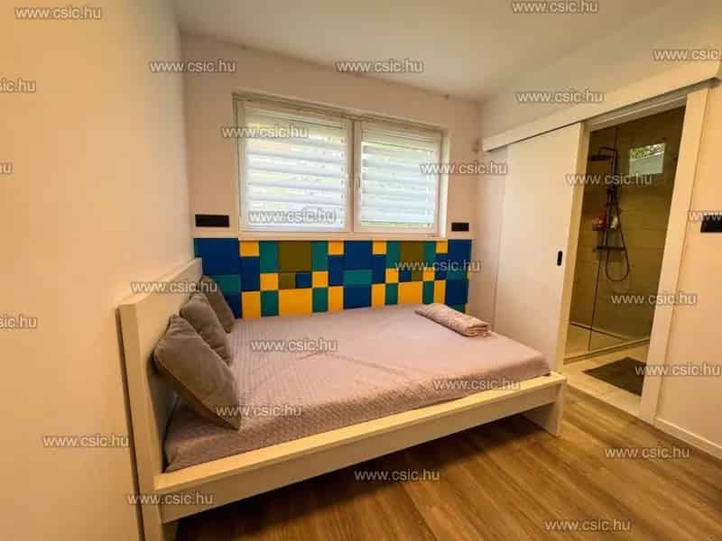 Ház Kiadó , Budakeszi járás, Közép-Magyarország