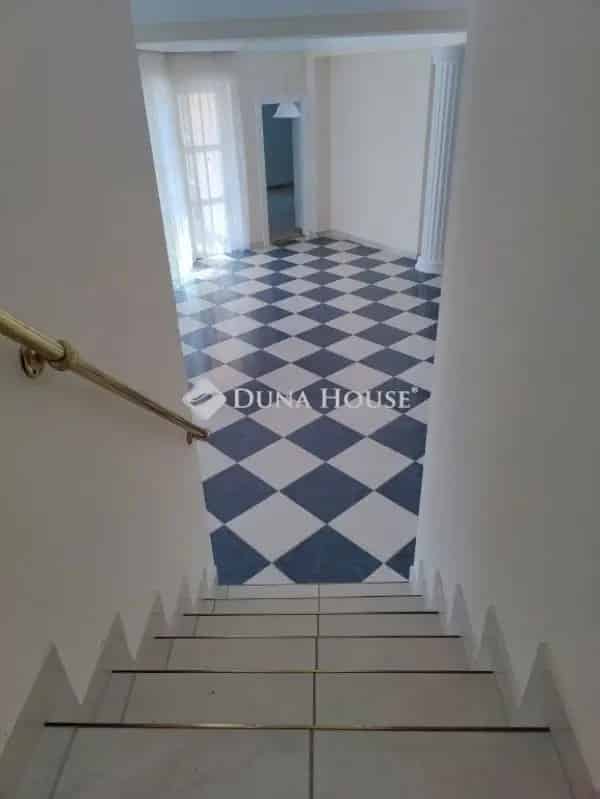 Ház Kiadó , Budapest, Közép-Magyarország