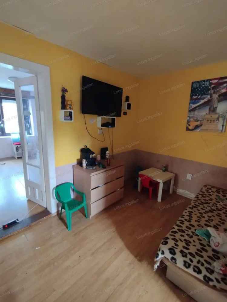 Ház Kiadó , Szolnoki járás, Alföld és Észak