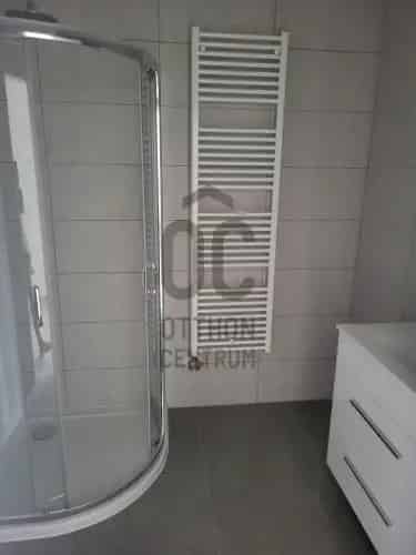 Győri eladó újépítésű lakás, U0045675