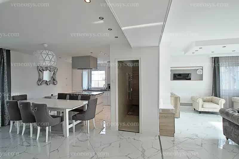Exkluzív duplex lakás eladó Budapest egyik legszebb panorámájú részén!