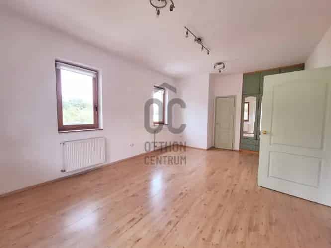 Gödöllői eladó lakás, DLK087363