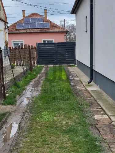 Szegedi eladó telek, DTK066415