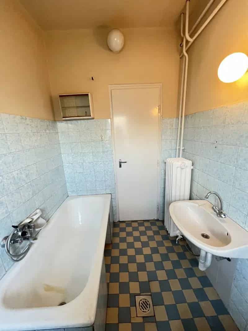 Ház Kiadó , Debreceni járás, Alföld és Észak