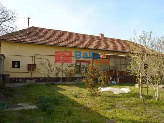 Tiszakécske , Béke utca