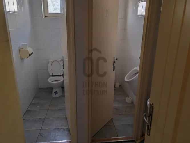 Abonyi eladó kereskedelmi ingatlan, UZ016964