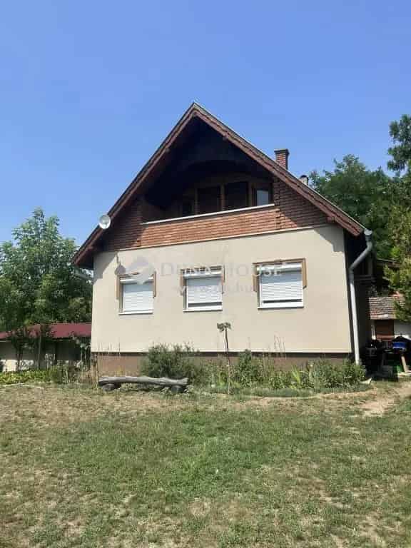 Telek Eladó , Albertirsa, Közép-Magyarország