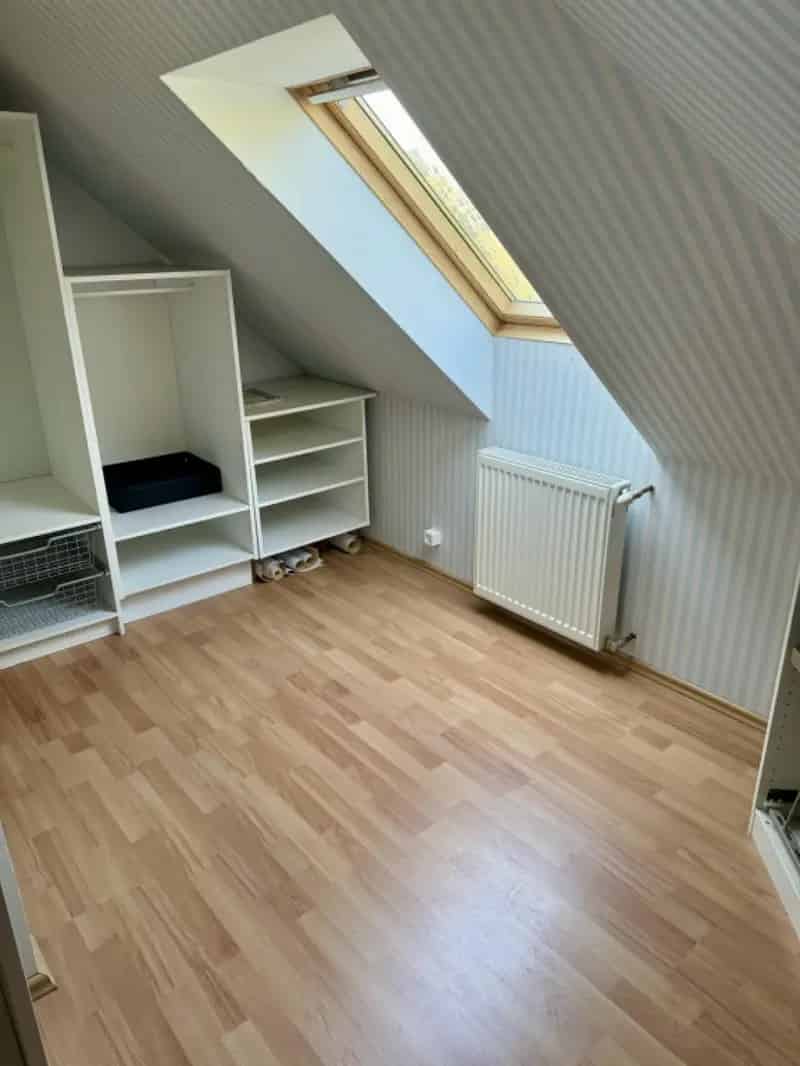 Ház Kiadó , Budapest, Közép-Magyarország