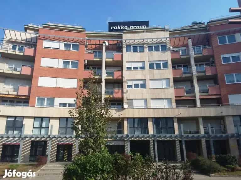 XIV kerületi teremgarázs eladó Istvánparkban
